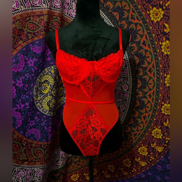 Victoria's Secret Tops - ❤️Sexy Valentine’s Day Red Lace Bodysuit ❤️